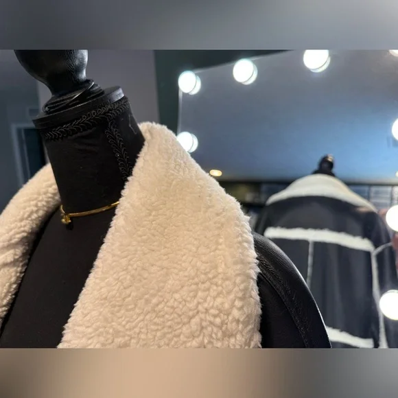 Longline Faux Leather Bonded
Aviator Coat - Picture 6 of 10